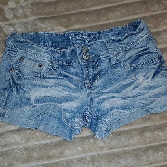 Amethyst Jeans Light Blue Denim Shorts - Picture 1 of 3